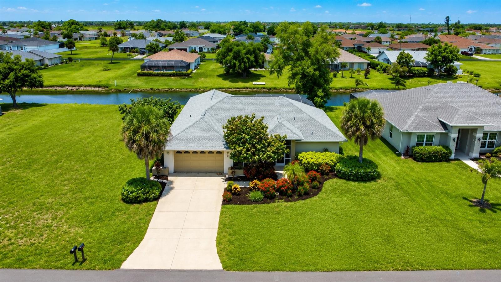 25 Fairway Rd Property Photo 1