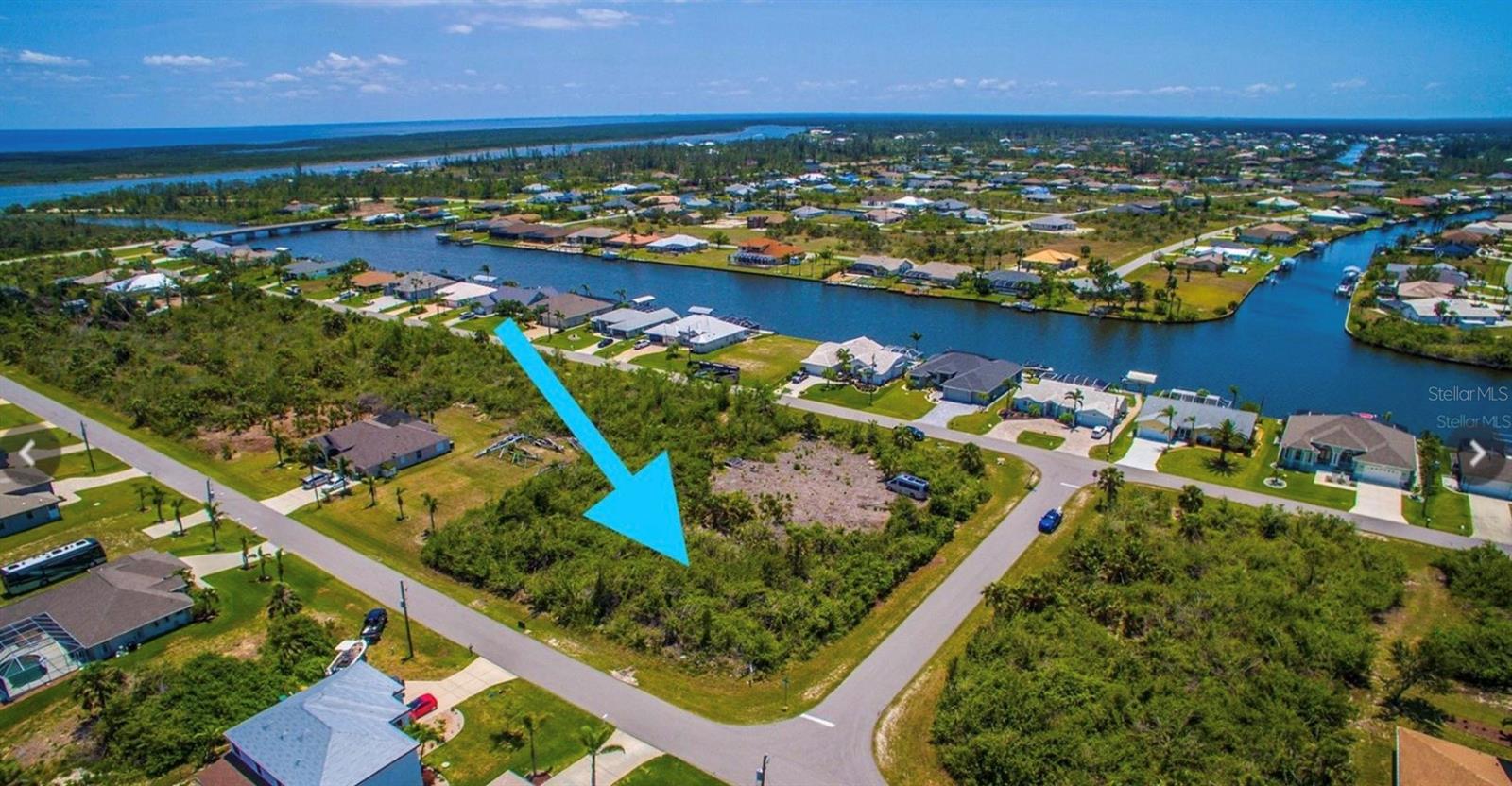15531 Aqua Cir Property Photo