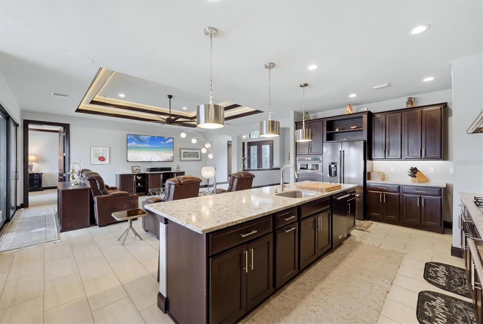9404 Spring Cir Property Photo 12