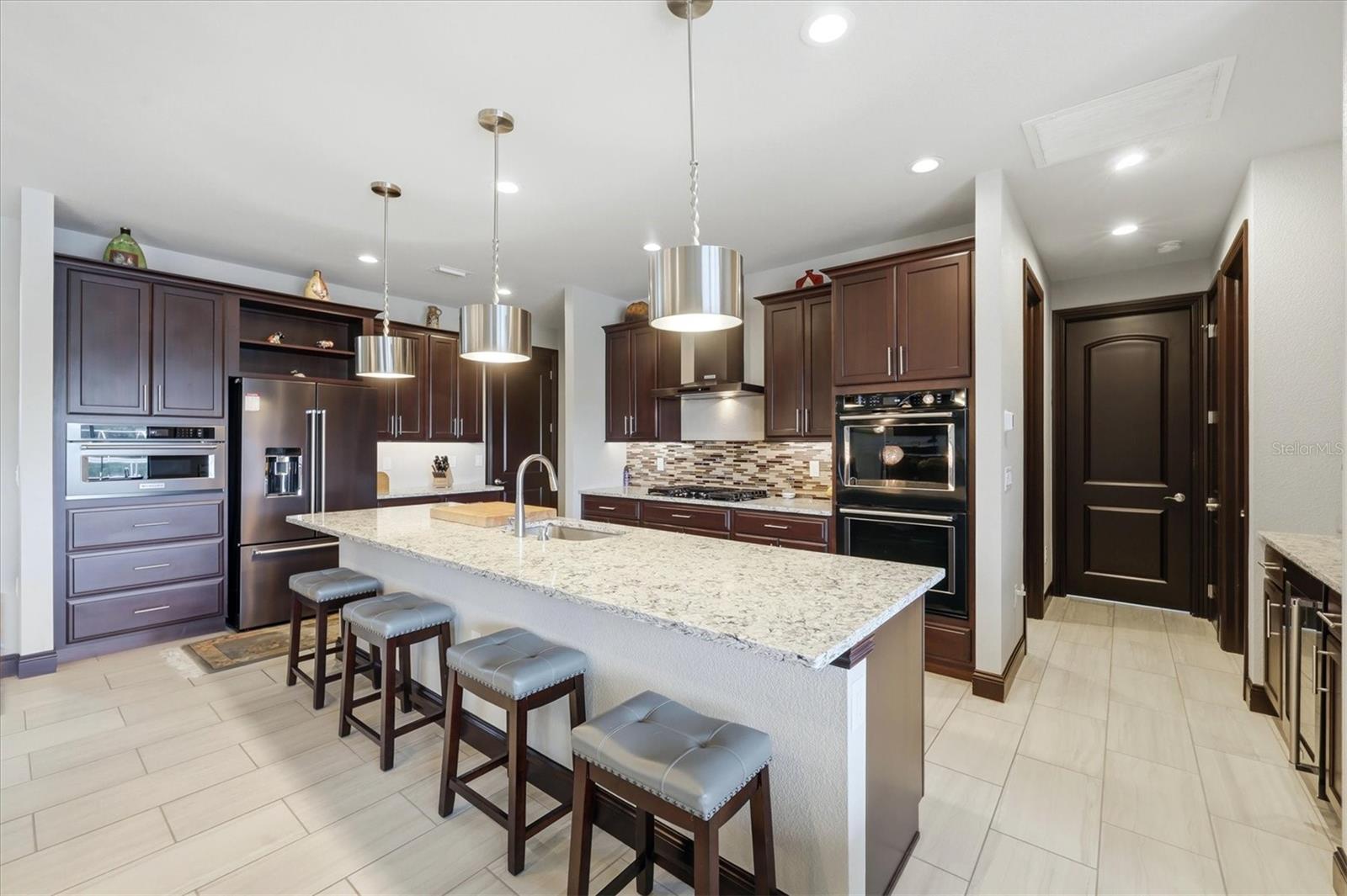 9404 Spring Cir Property Photo 13