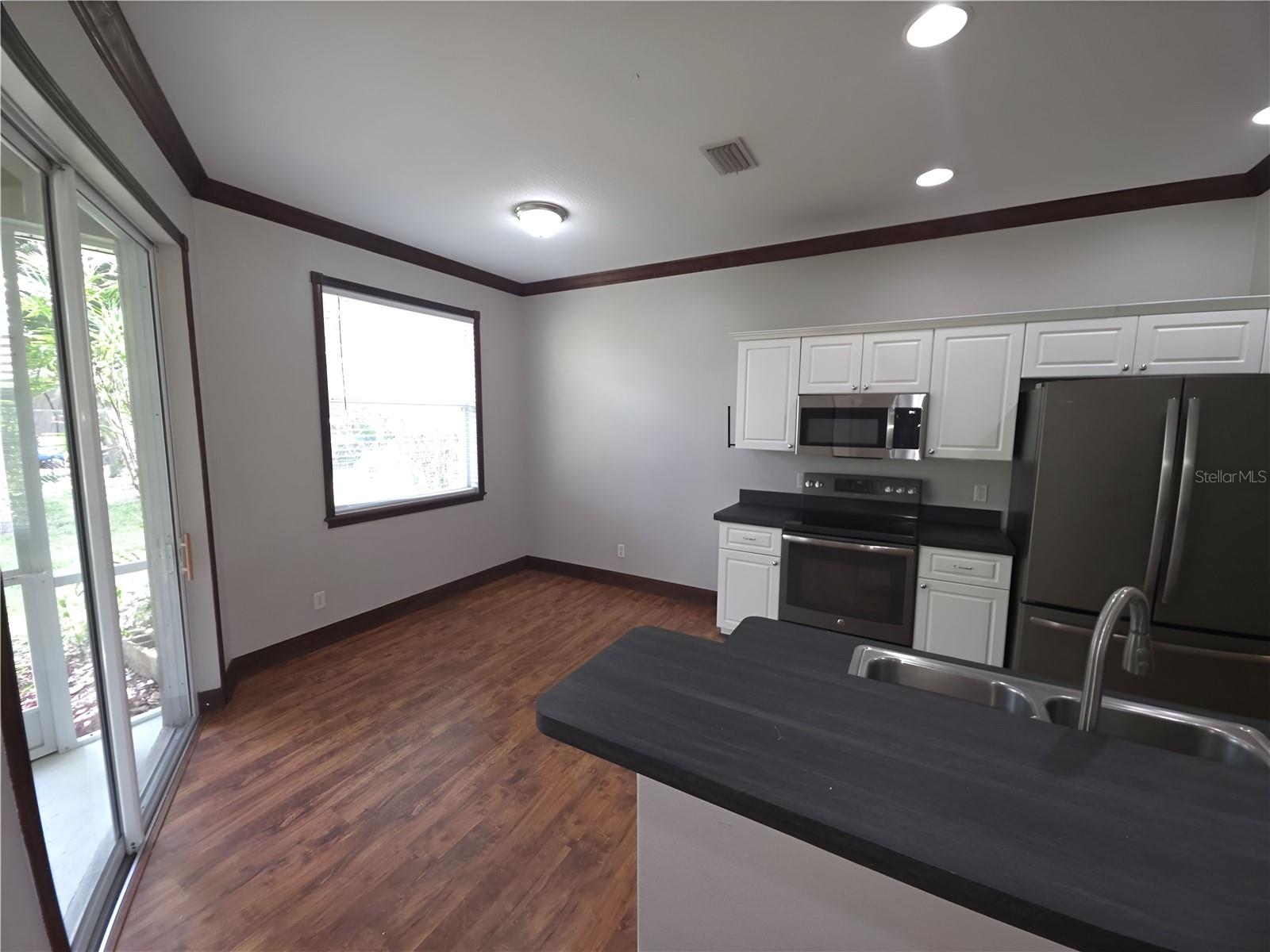 3564 Laslo Ave Property Photo 11