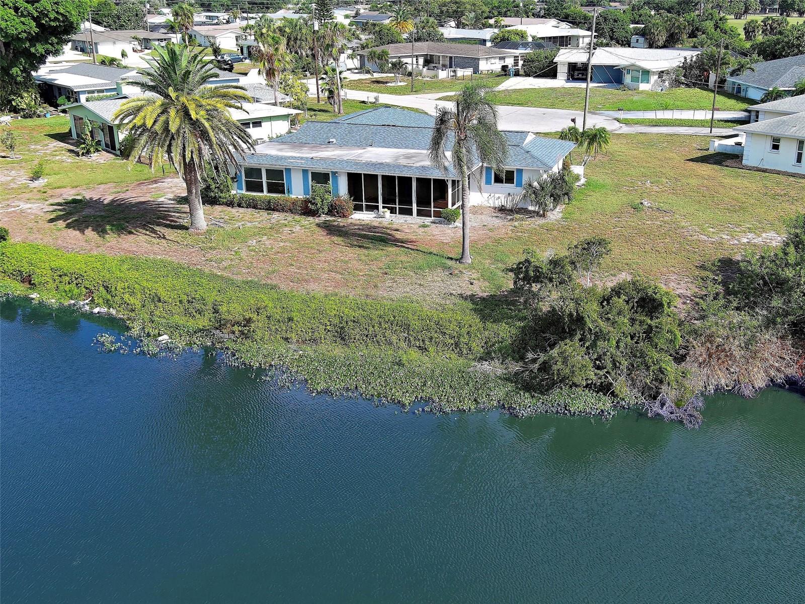 412 Pine Tree Ter Property Photo 33