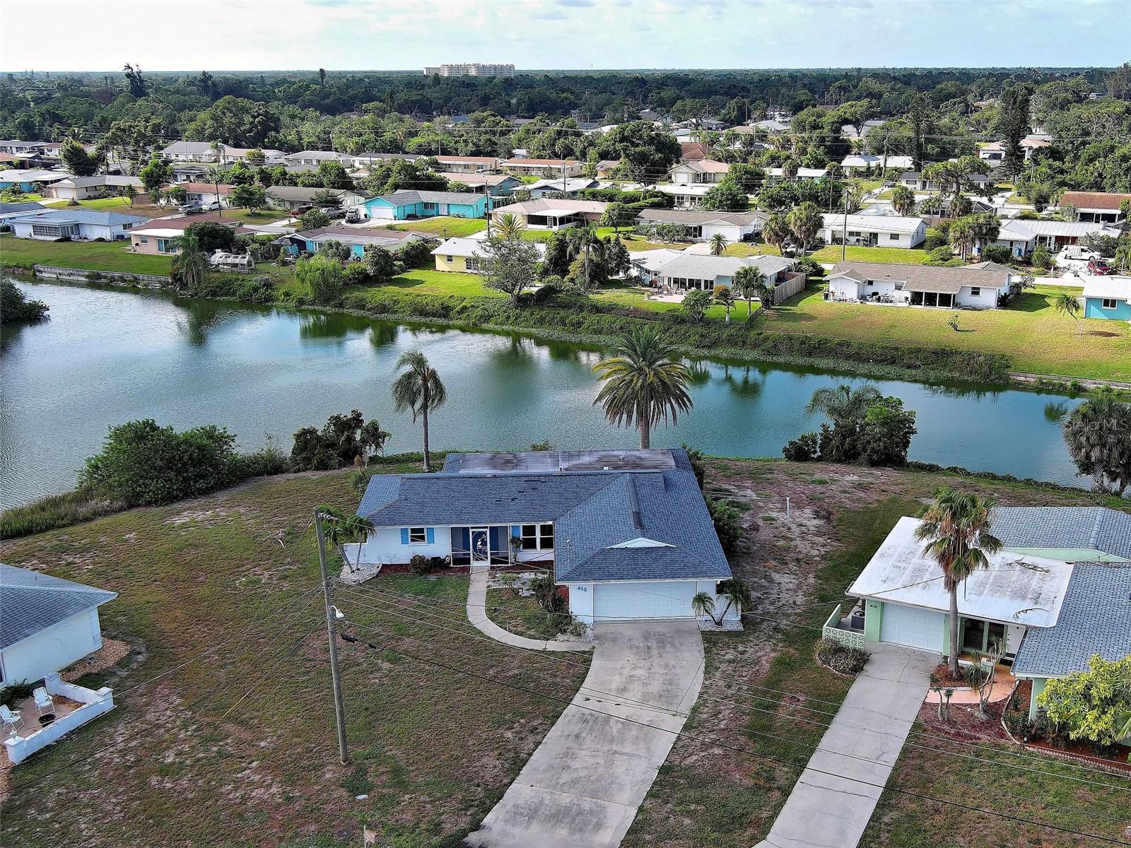 412 Pine Tree Ter Property Photo 34