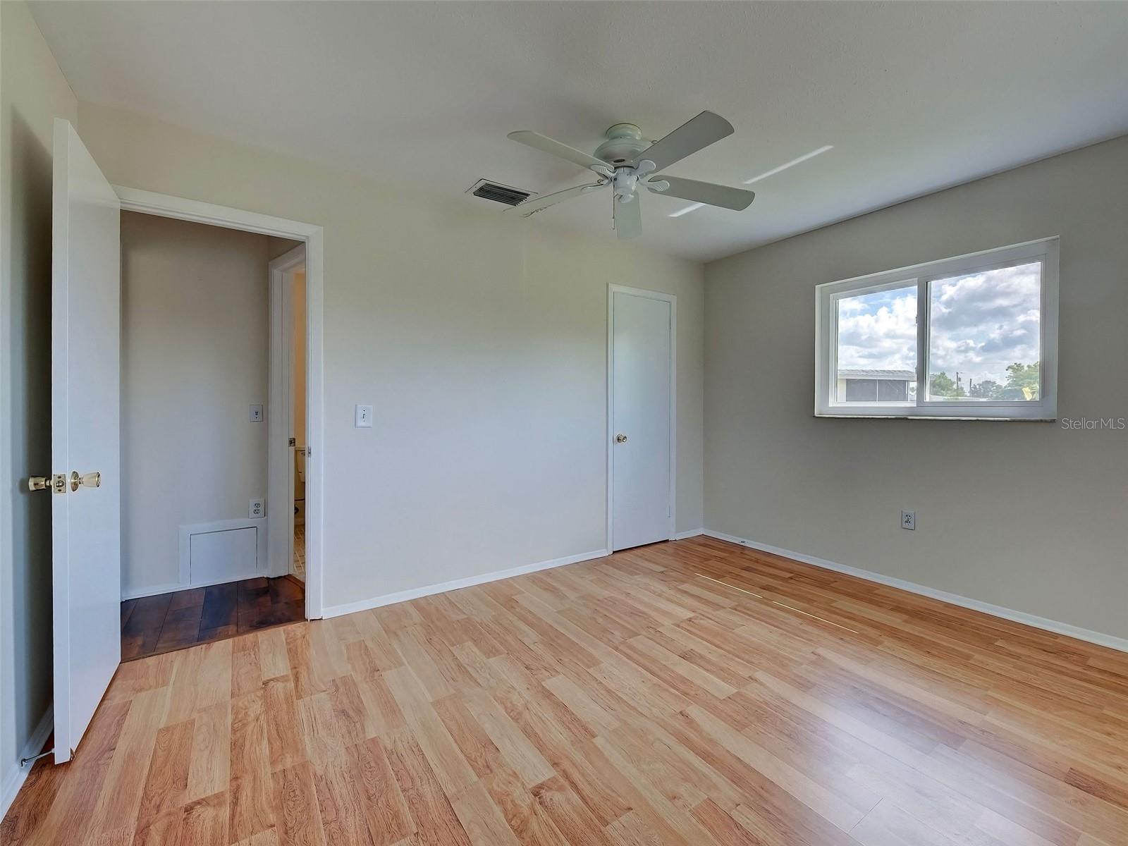 412 Pine Tree Ter Property Photo 42