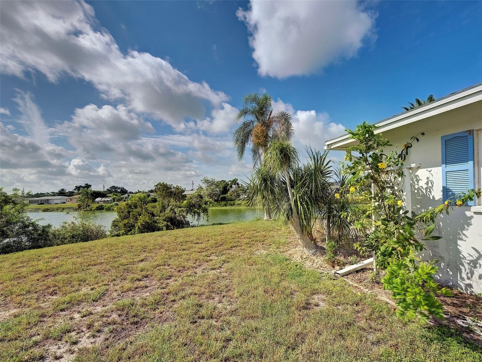 412 Pine Tree Ter Property Photo 57