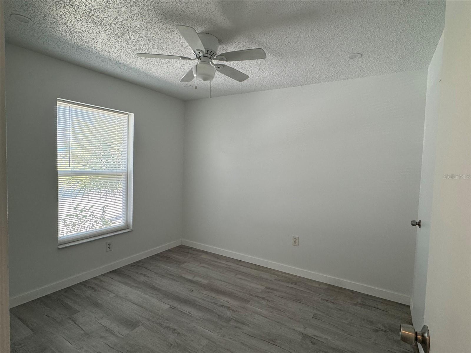 6428 Hamlet Dr #a Property Photo 8