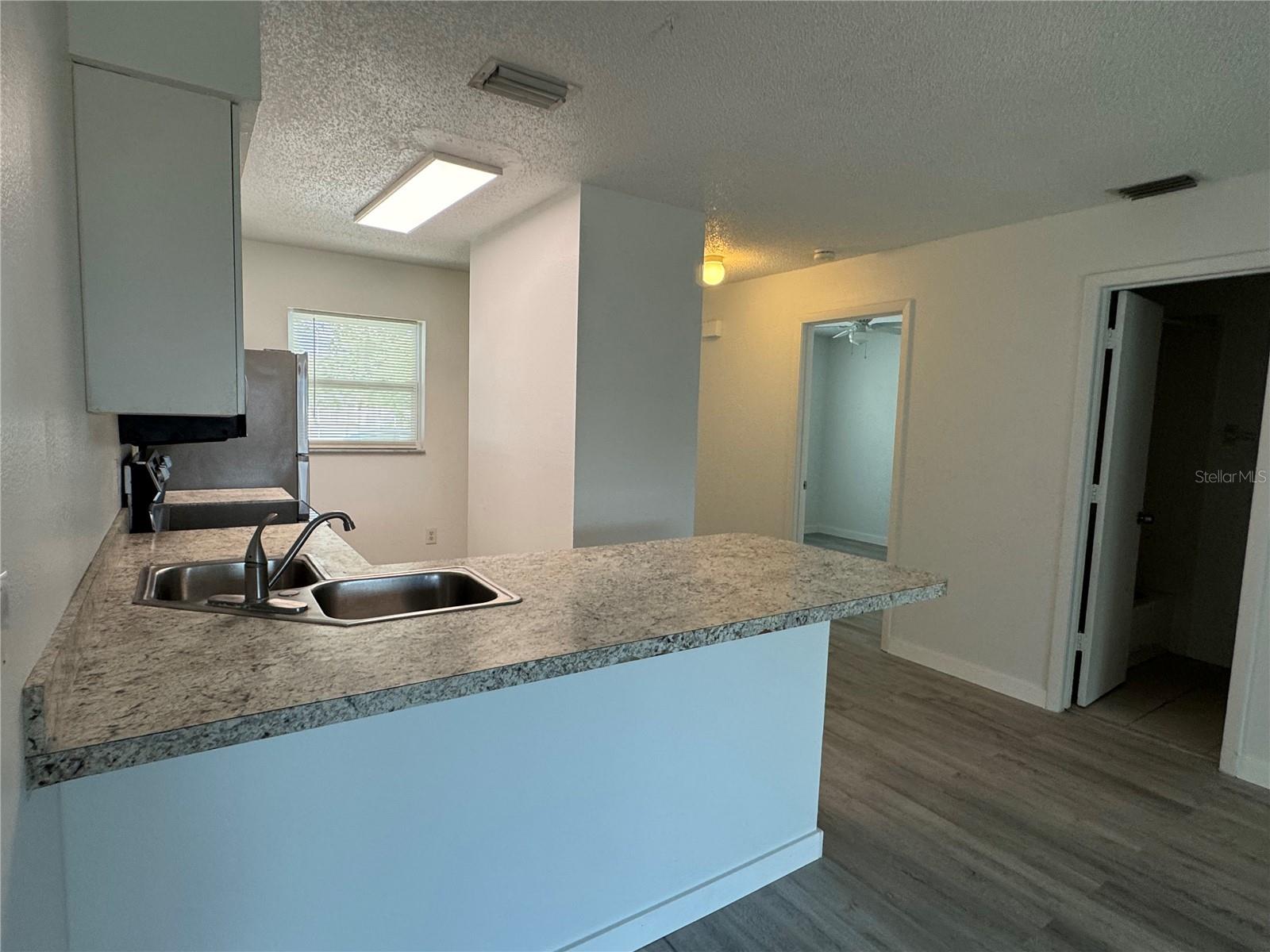 6428 Hamlet Dr #a Property Photo 23