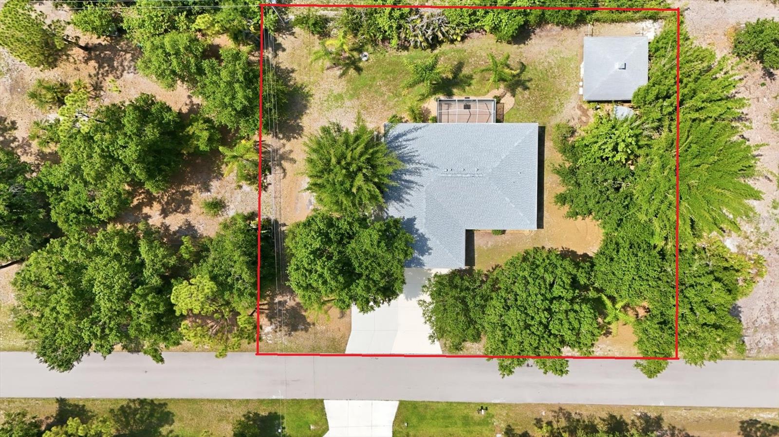 22481 Madelyn Ave Property Photo 3