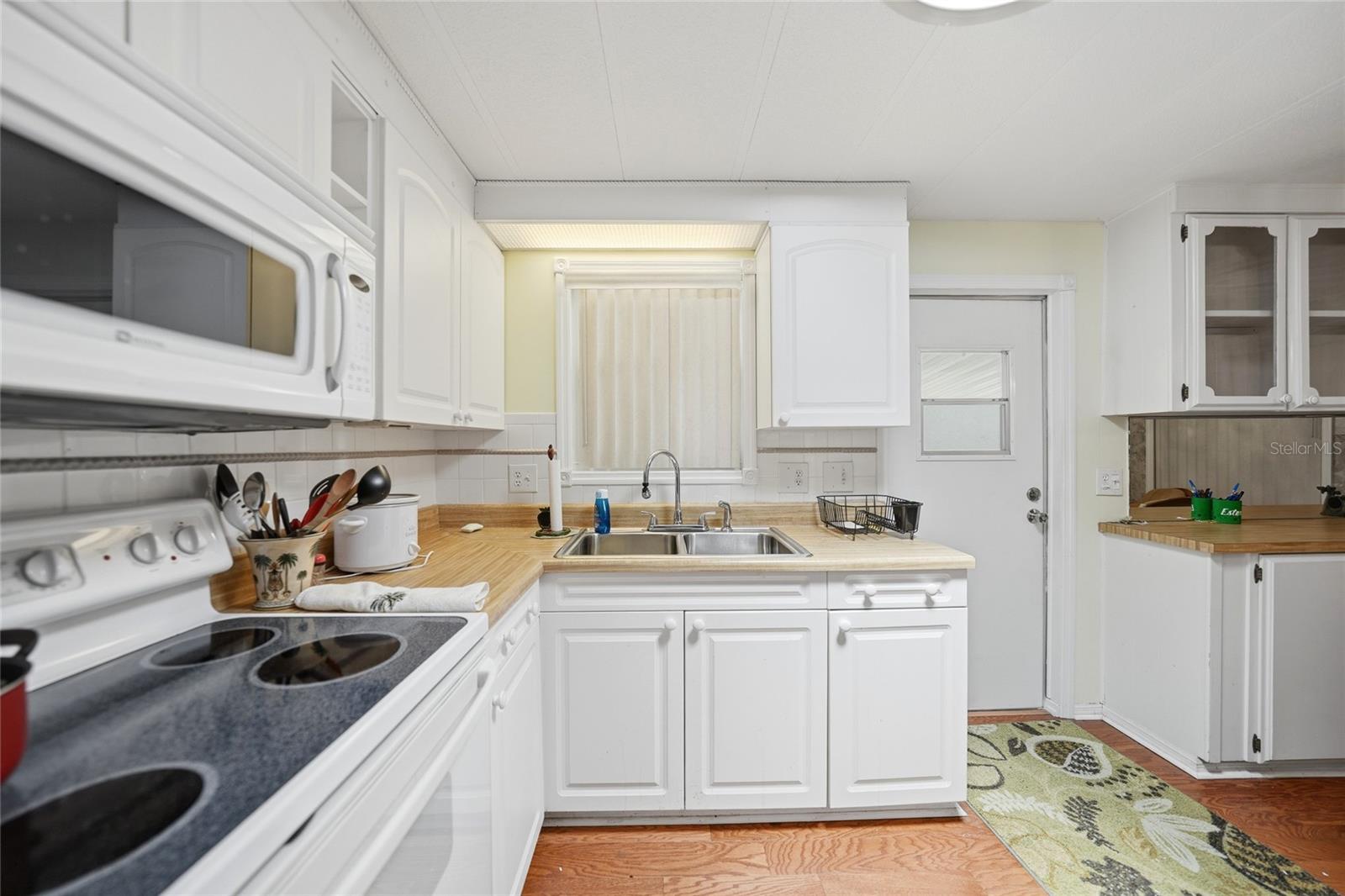 3450 Grapefruit Ln Property Photo 10