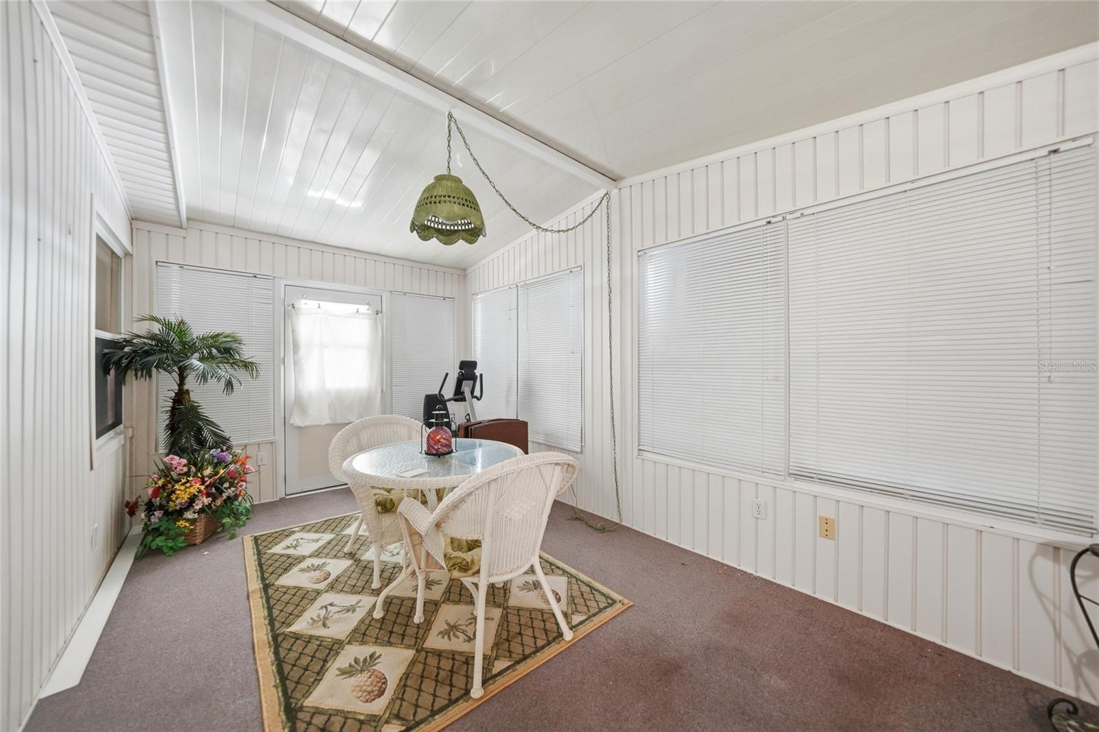 3450 Grapefruit Ln Property Photo 14