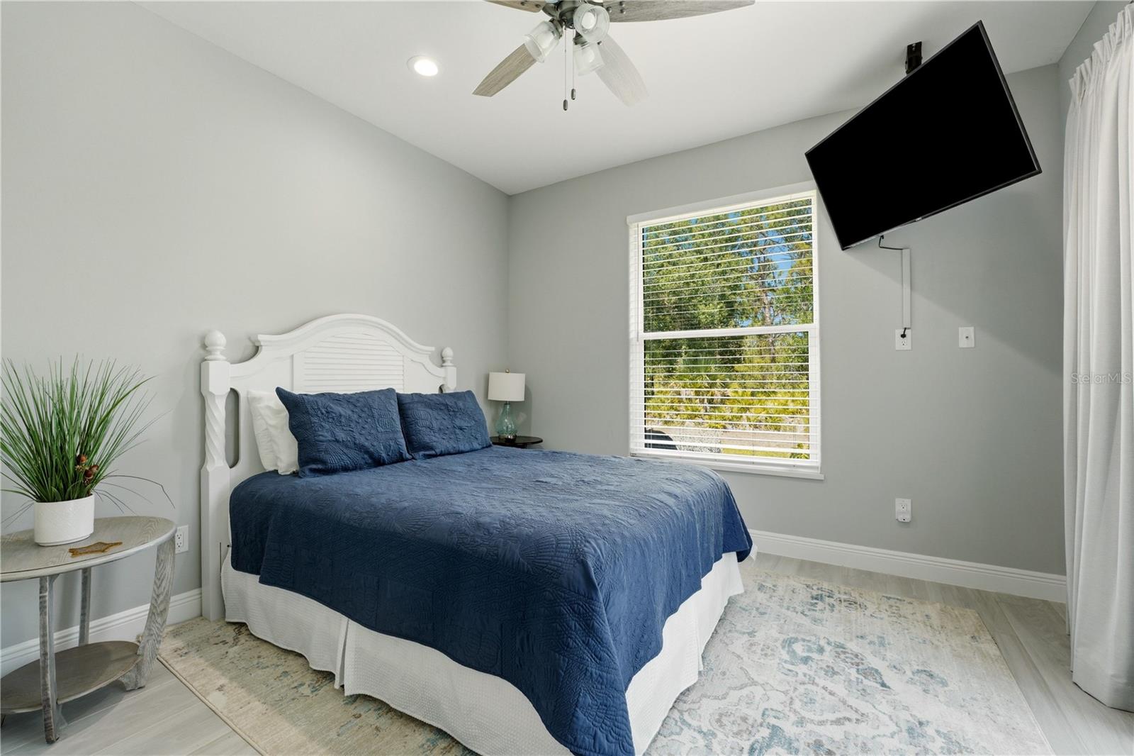 143 Long Meadow Ln Property Photo 33