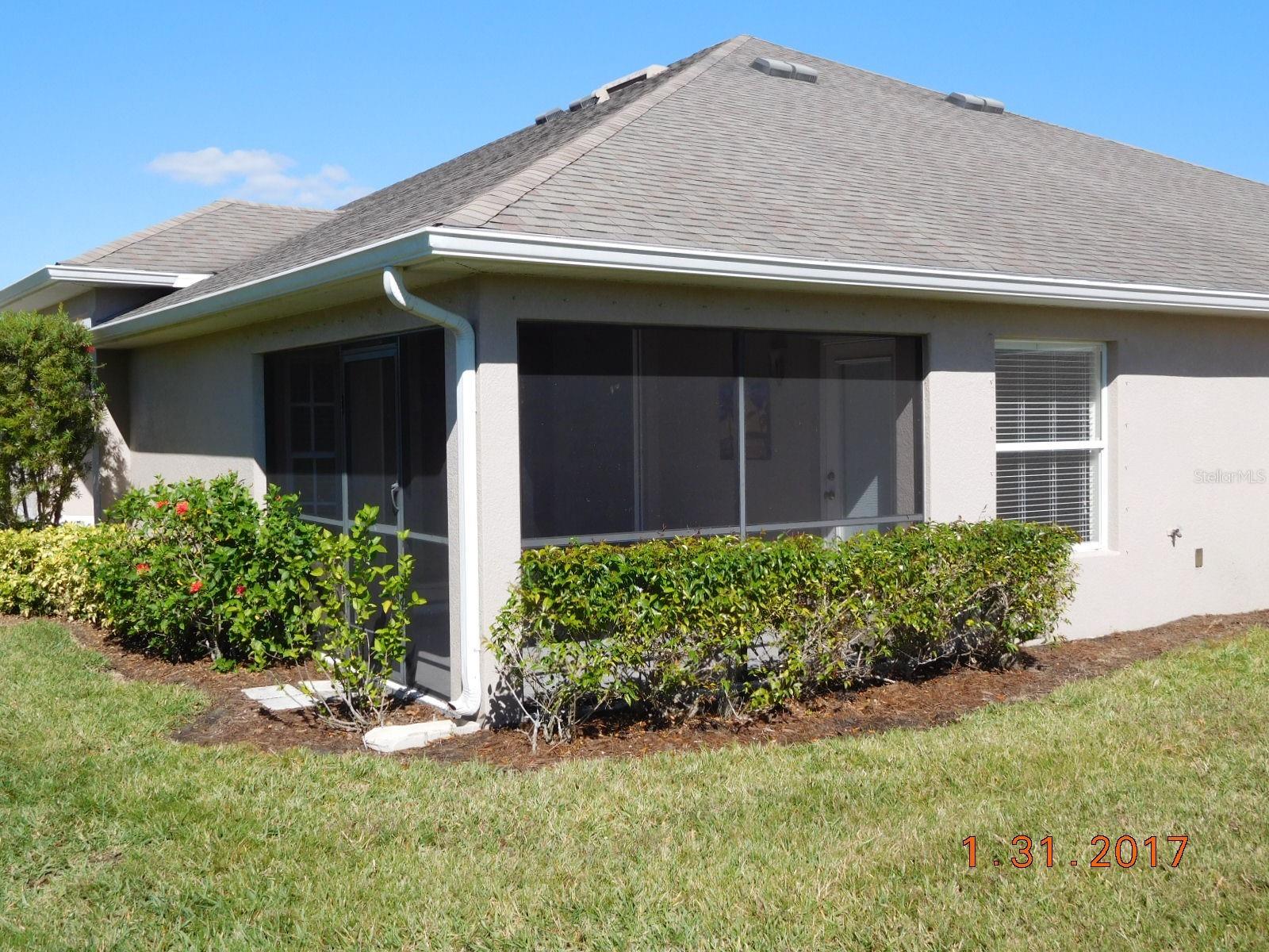 3670 Lakewood Blvd Property Photo 2