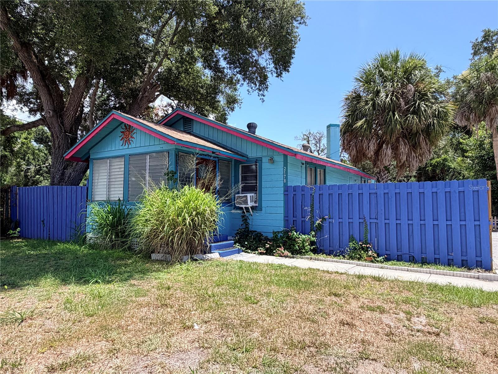 2178 7TH ST Property Photo 1