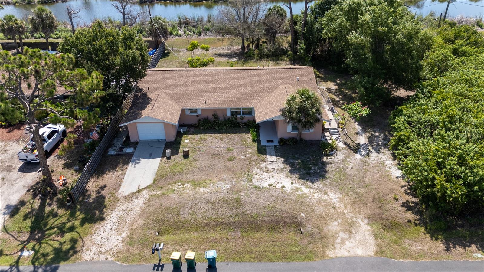 1825 Shadow Ln Property Photo 2