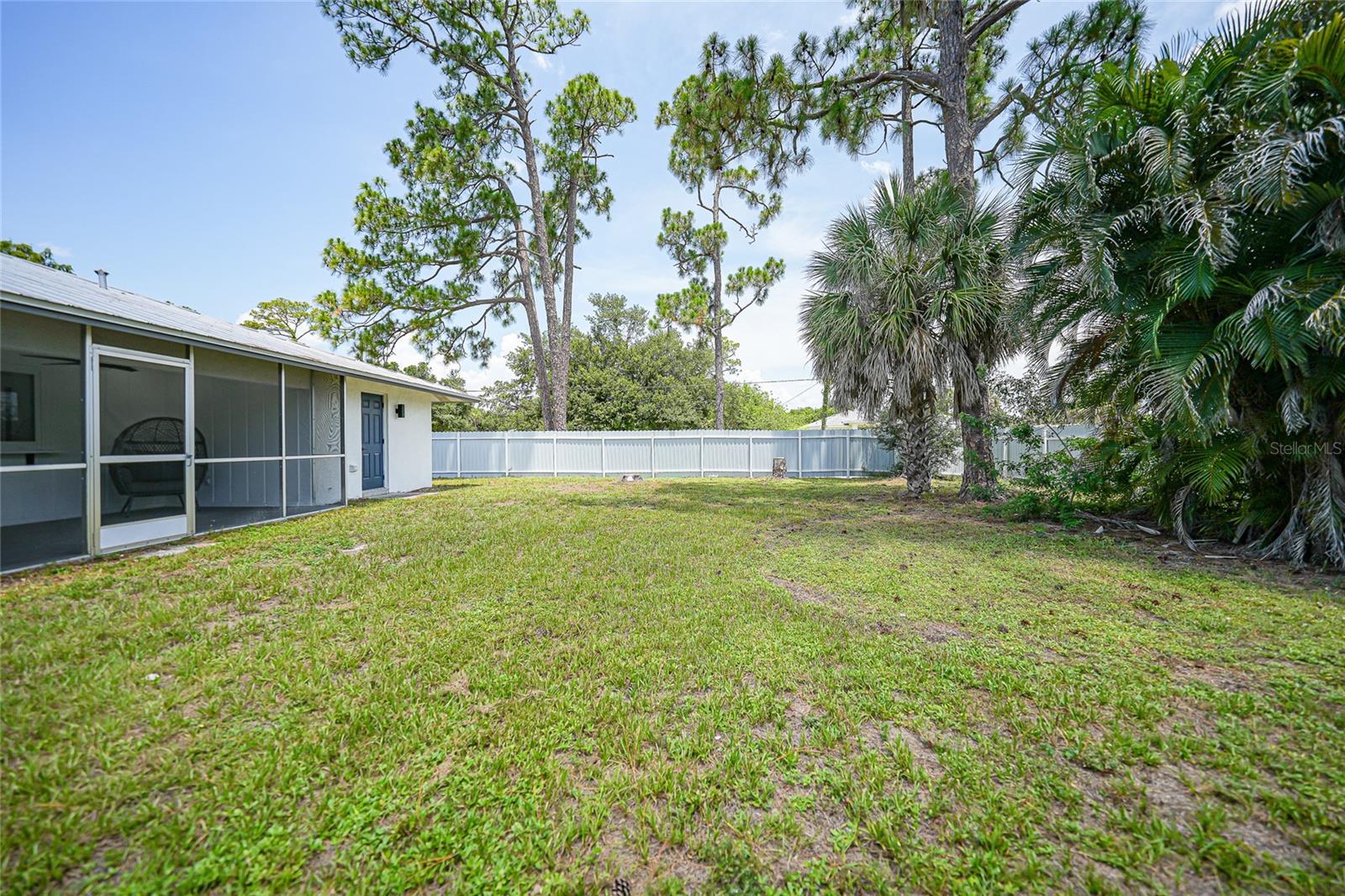 2506 Lakeshore Cir Property Photo 26