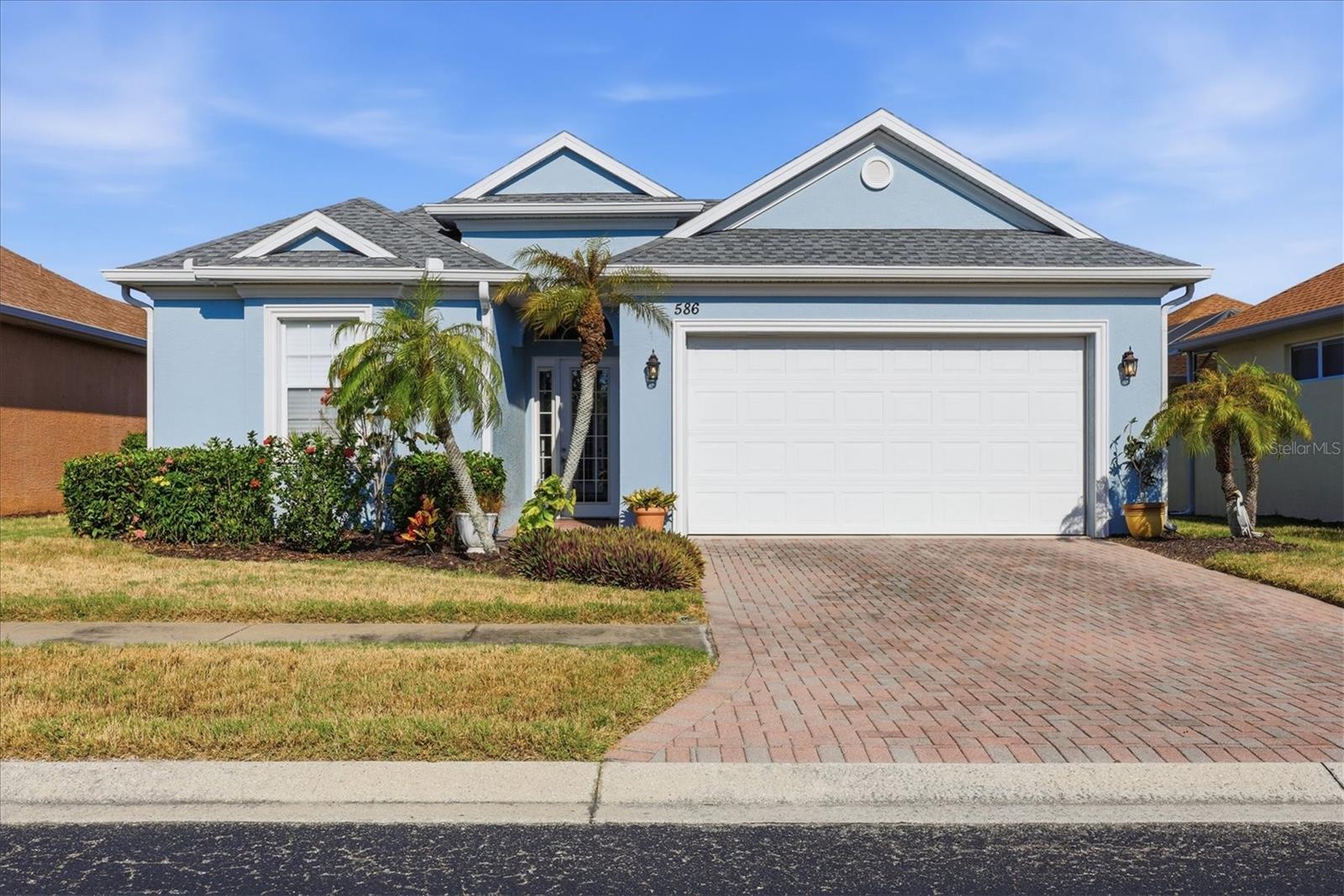 586 EDEN DR