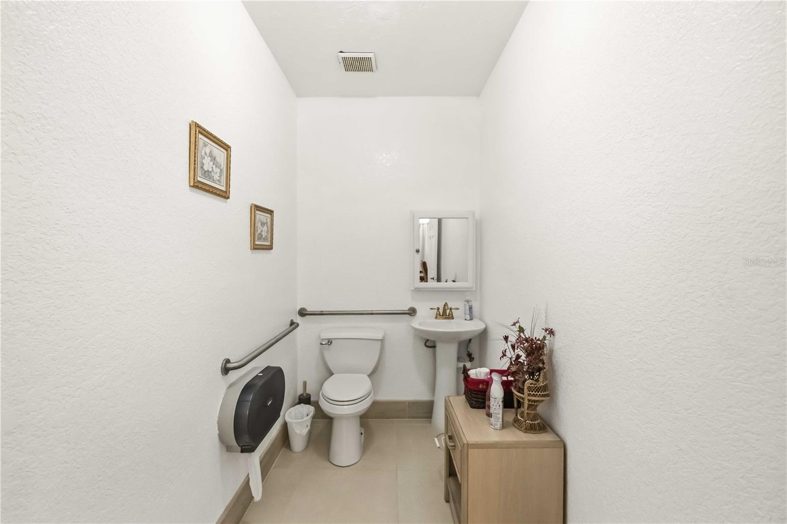 2081 Tamiami Trl Property Photo 20
