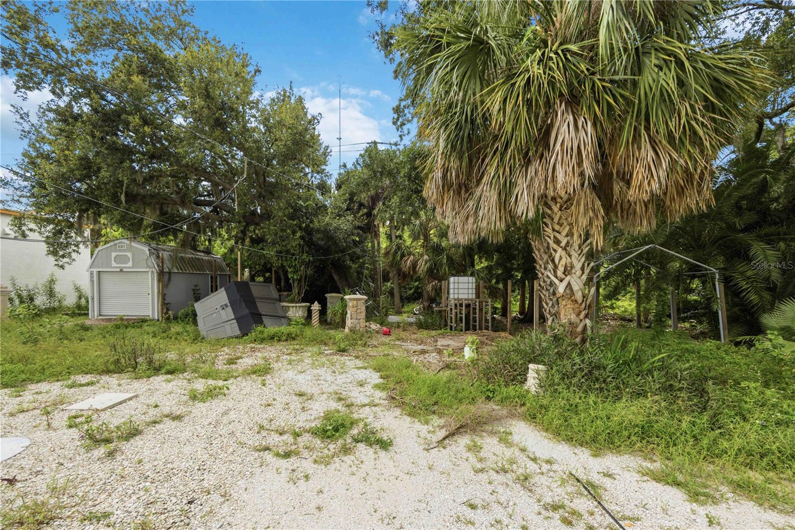 2081 Tamiami Trl Property Photo 31