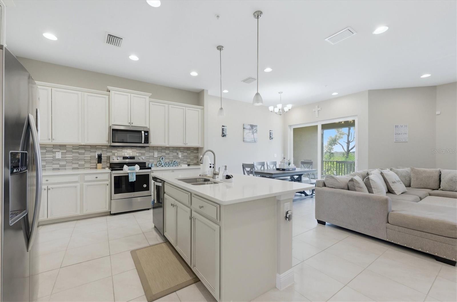 10425 Pilothouse Ct #131 Property Photo 10