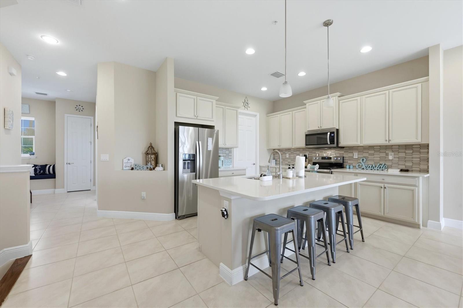 10425 Pilothouse Ct #131 Property Photo 11