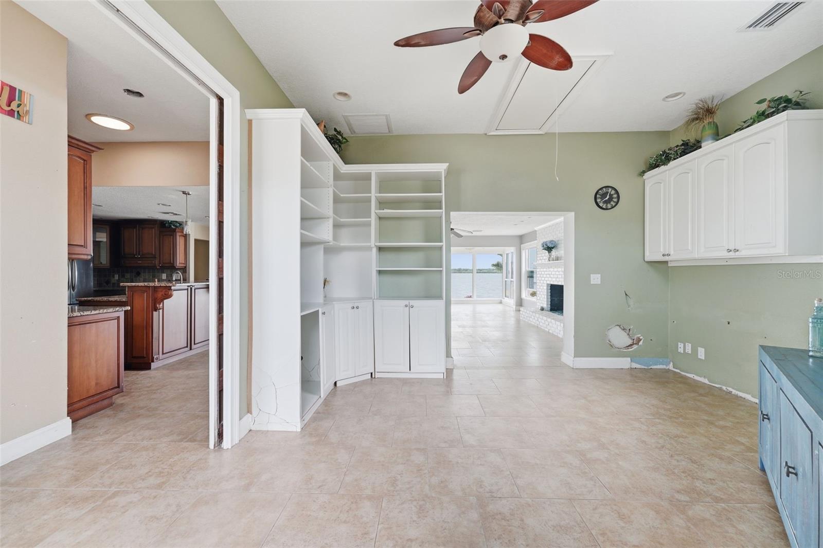 16115 4th St E Property Photo 9