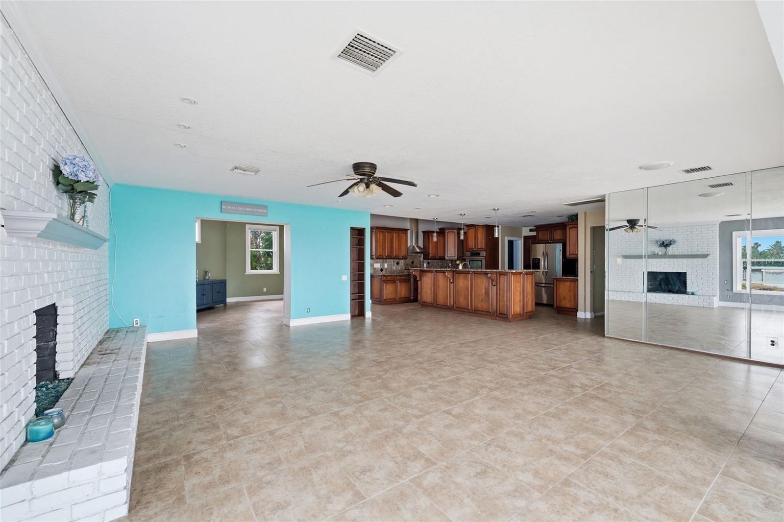 16115 4th St E Property Photo 11