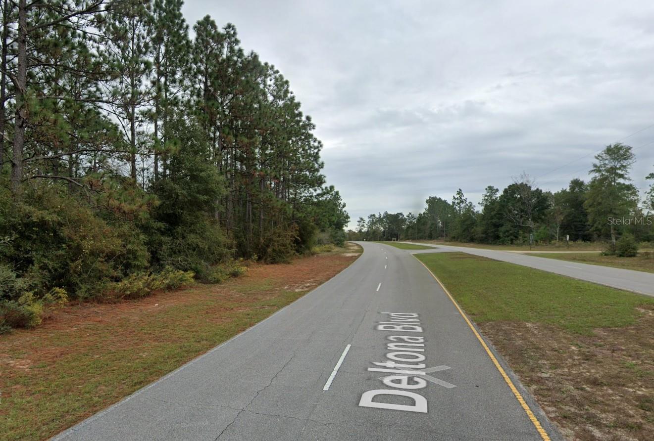 Deltona Blvd Property Photo 3