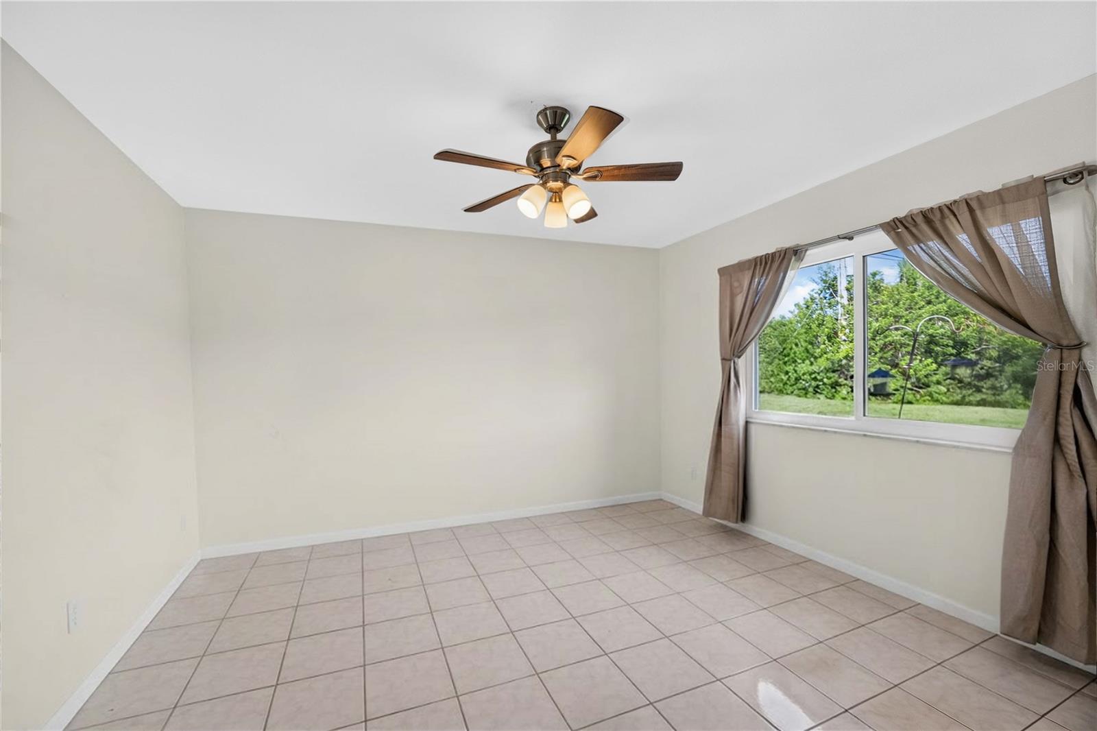9150 Arrid Cir Property Photo 34