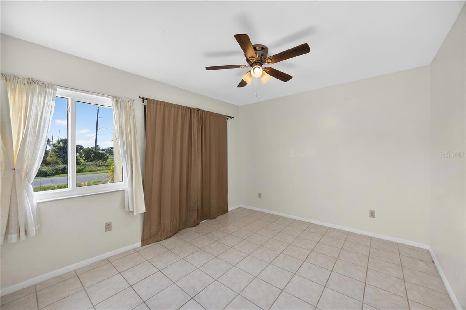 9150 Arrid Cir Property Photo 37