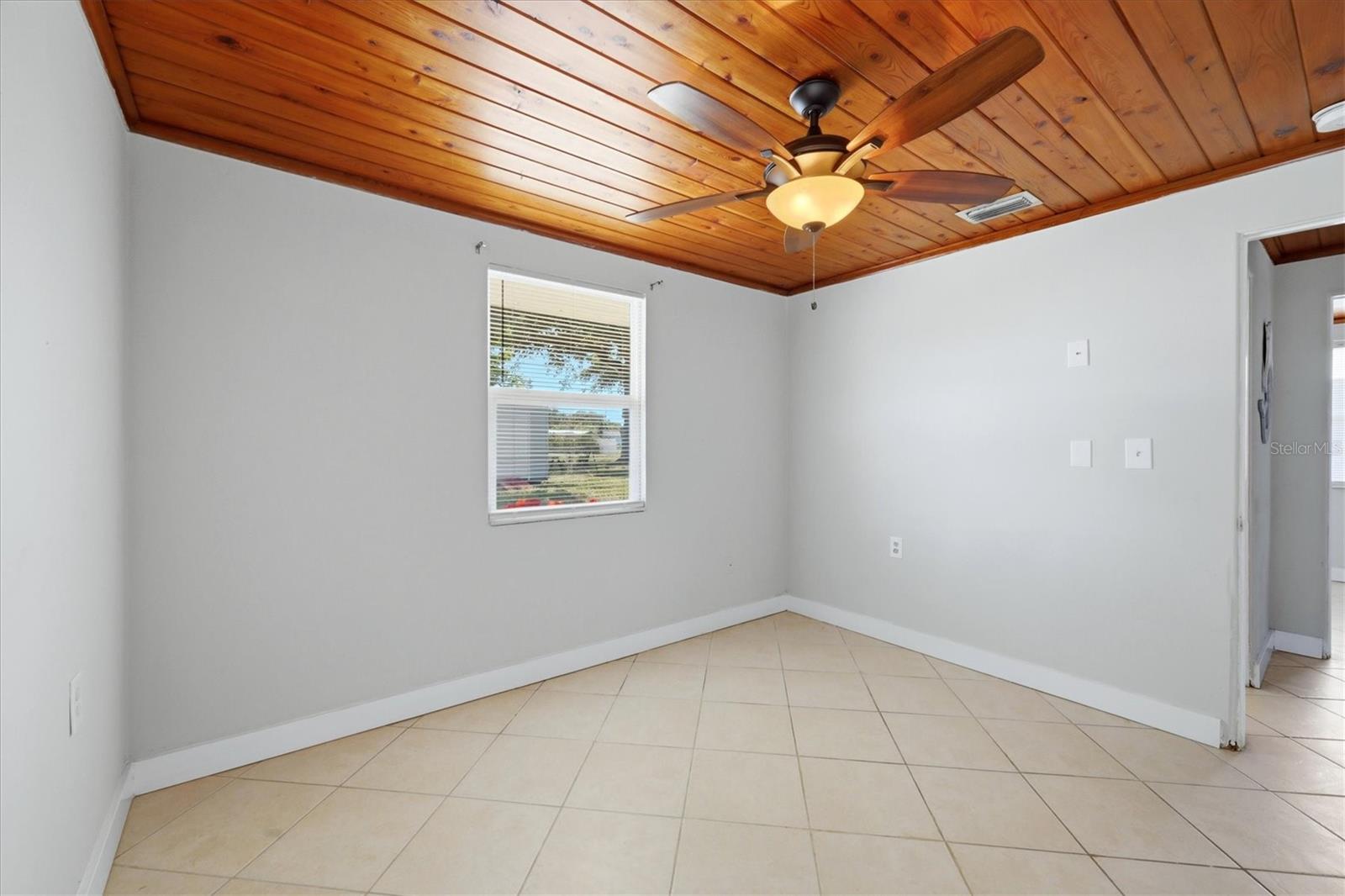 155 Magnolia Ave Property Photo 12