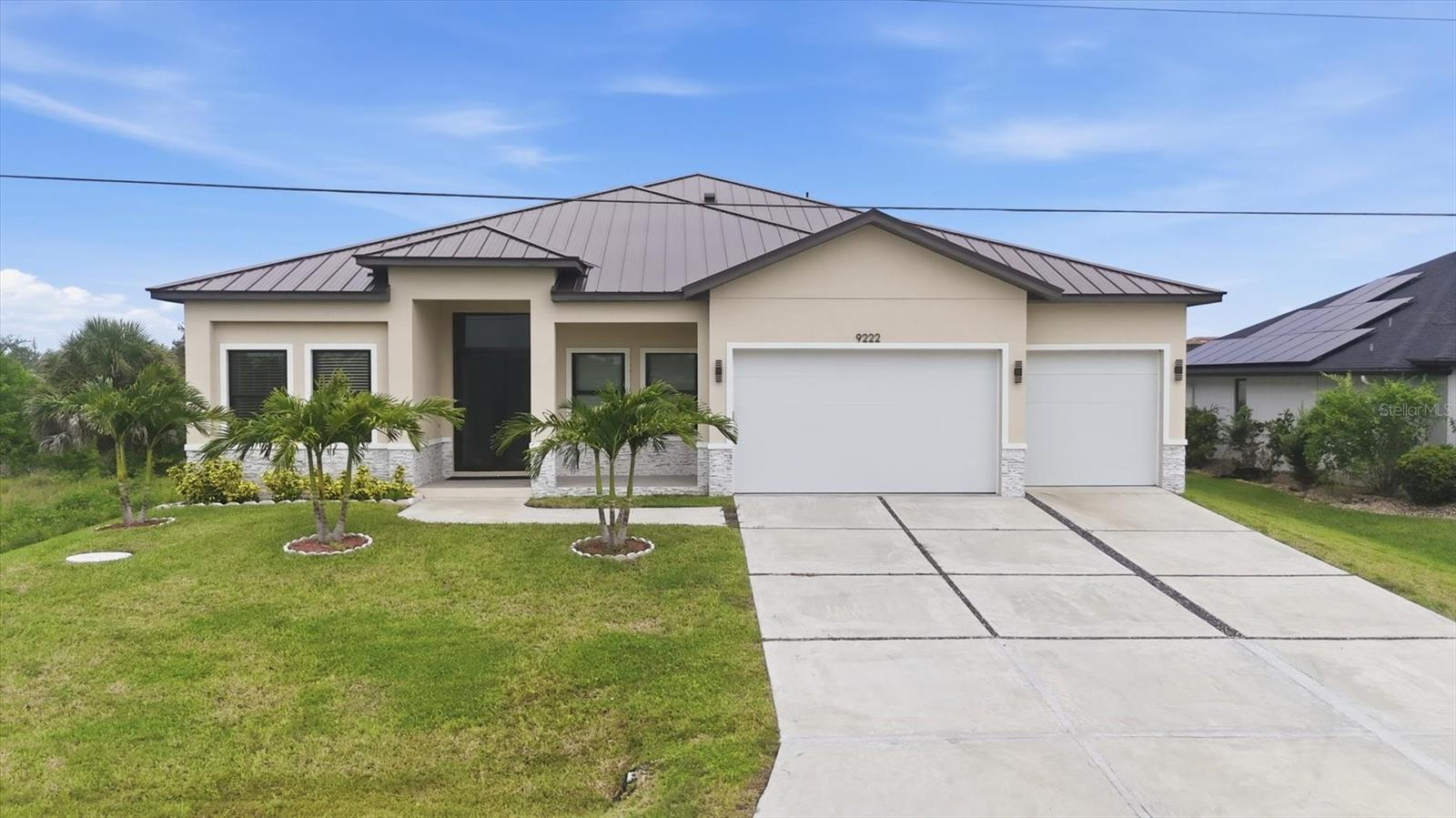 9222 ROSEBUD CIR Property Photo 1