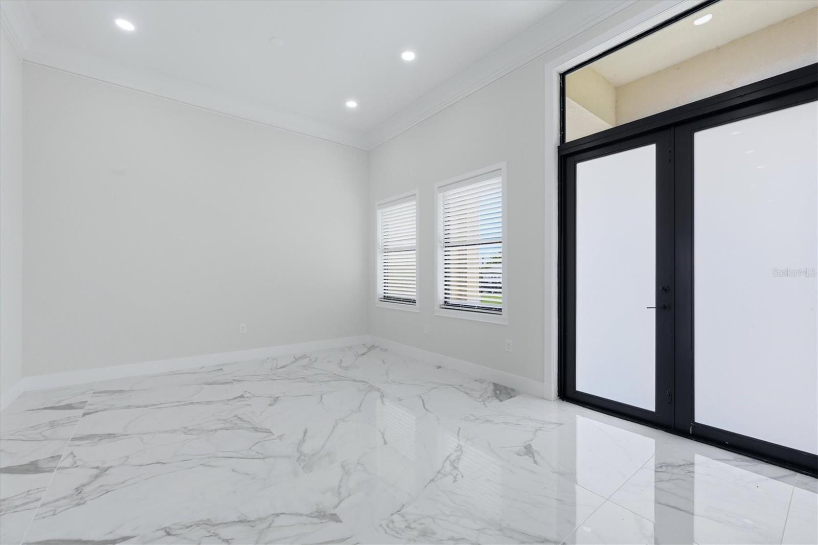 9222 Rosebud Cir Property Photo 6