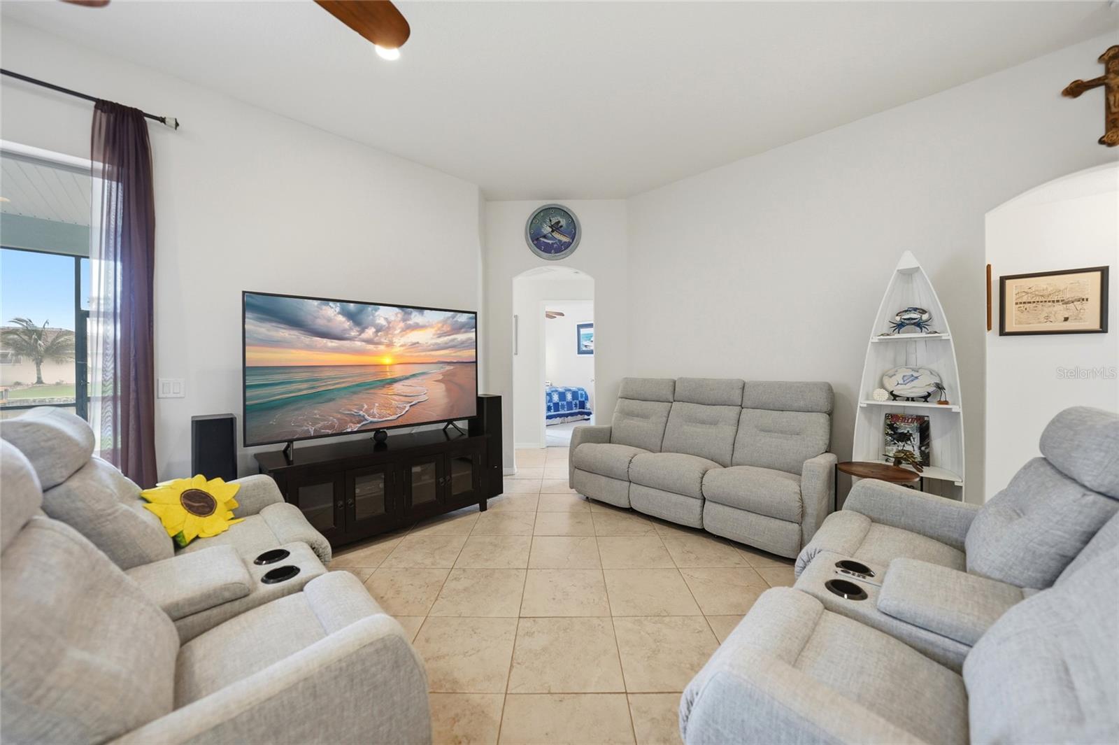 9436 President Cir Property Photo 19
