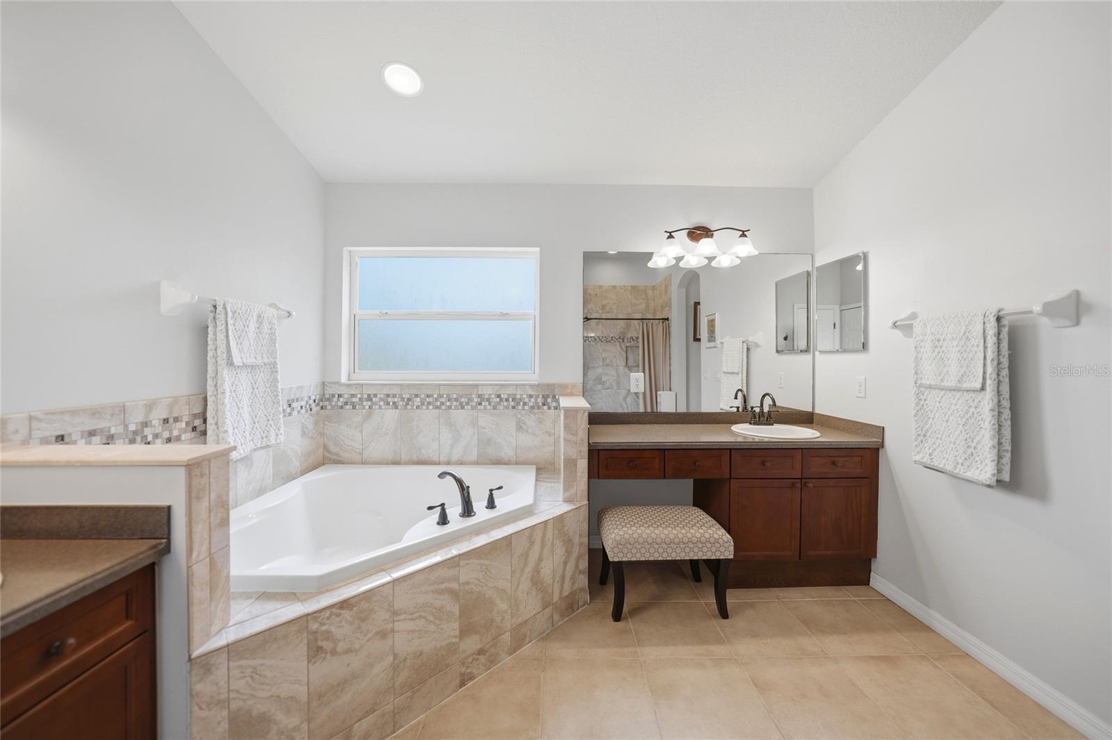 9436 President Cir Property Photo 26