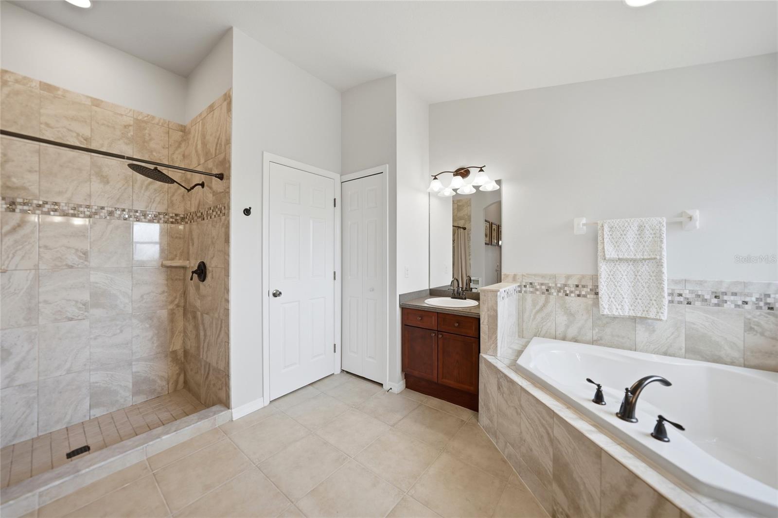 9436 President Cir Property Photo 27