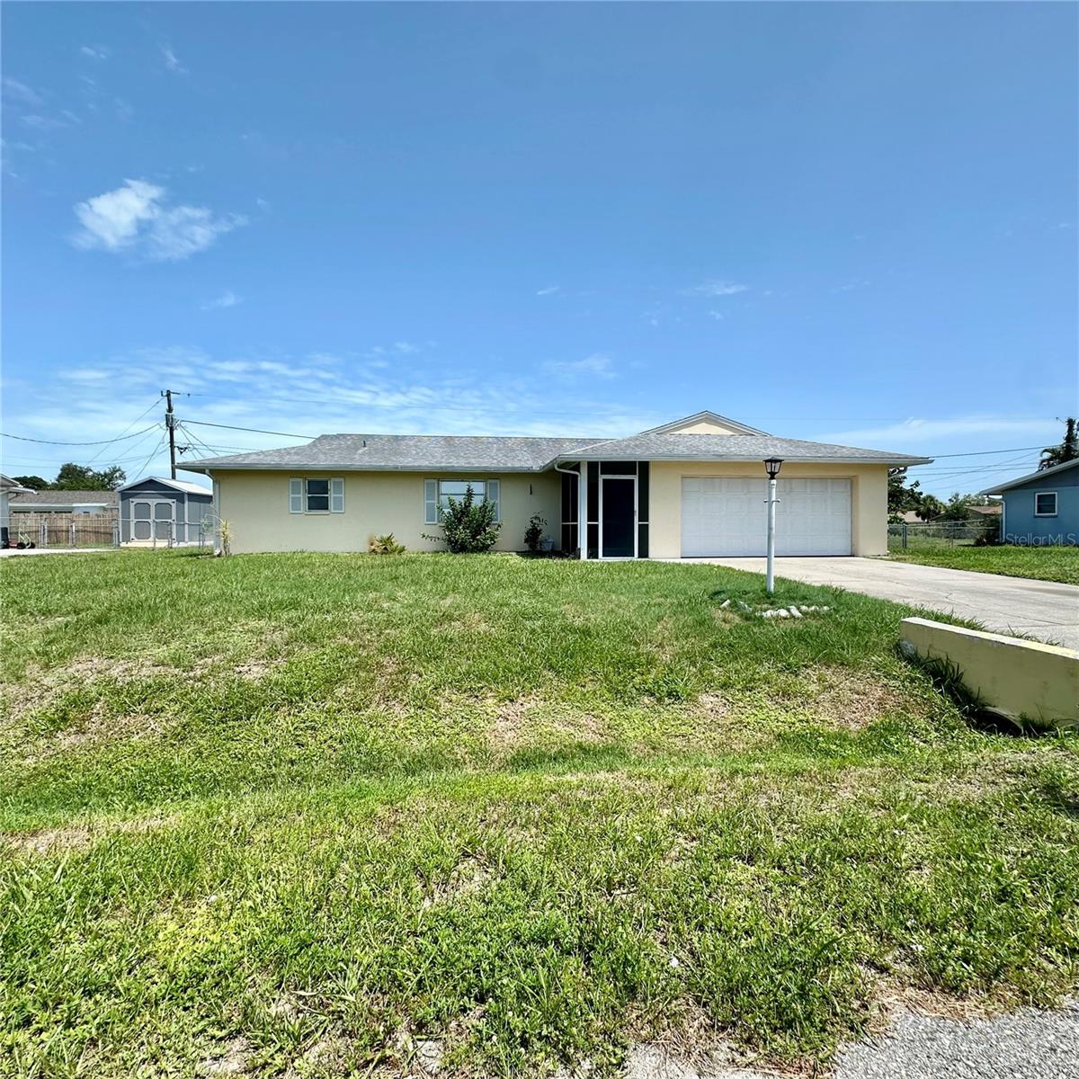 340 Peary Rd Property Photo 3