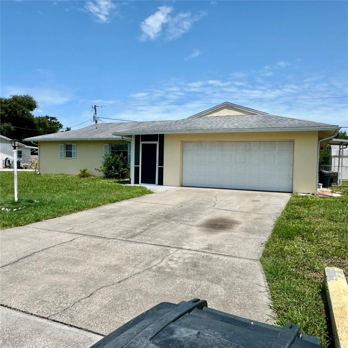 340 Peary Rd Property Photo 4
