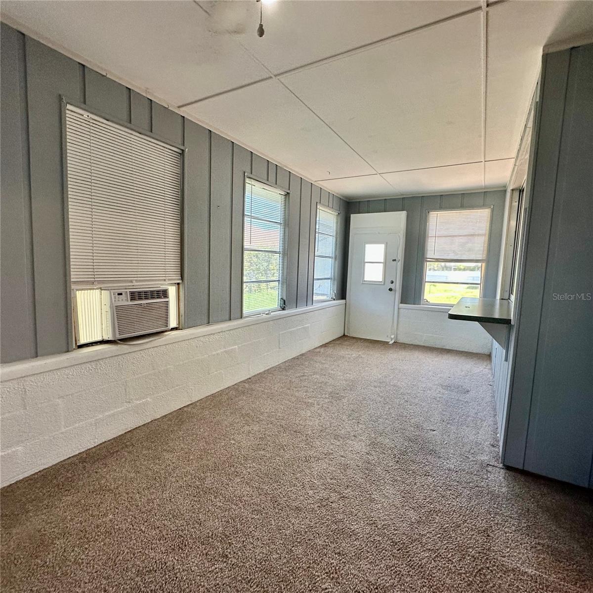 340 Peary Rd Property Photo 15