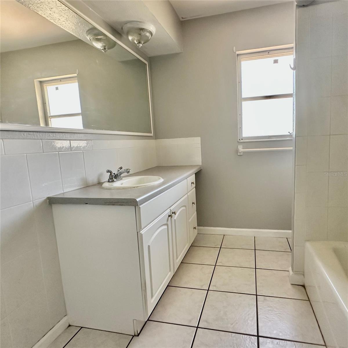 340 Peary Rd Property Photo 29