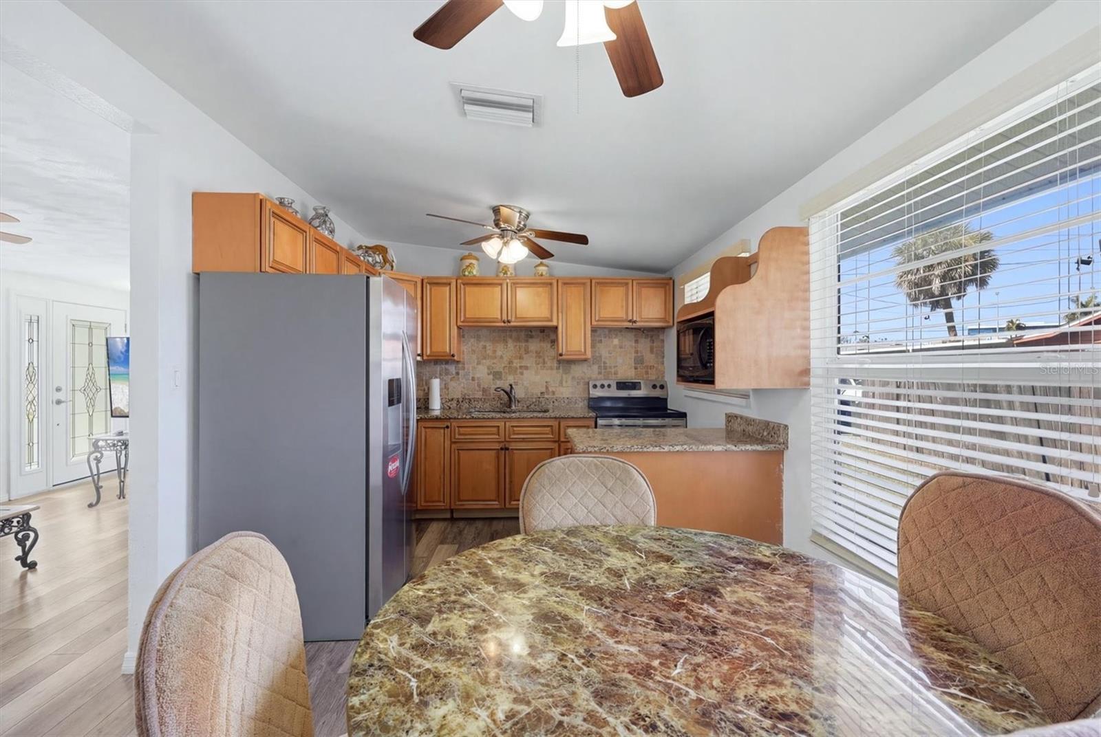 898 S Broadway Property Photo 17