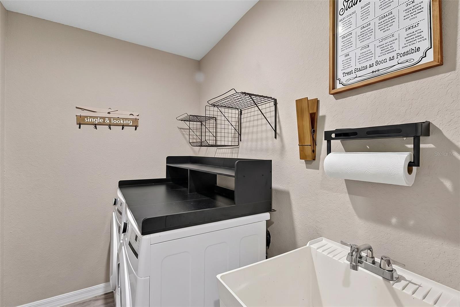 14330 Maidstone Ave Property Photo 29