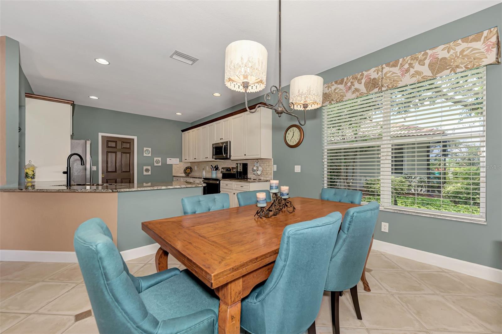 13392 Golf Pointe Dr Property Photo 18