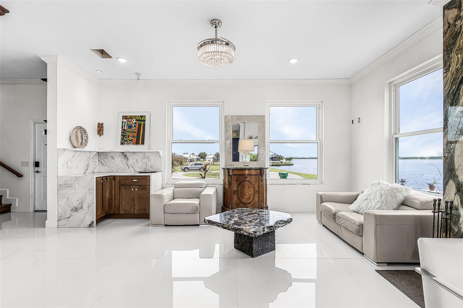 2380 Vance Ter Property Photo 7