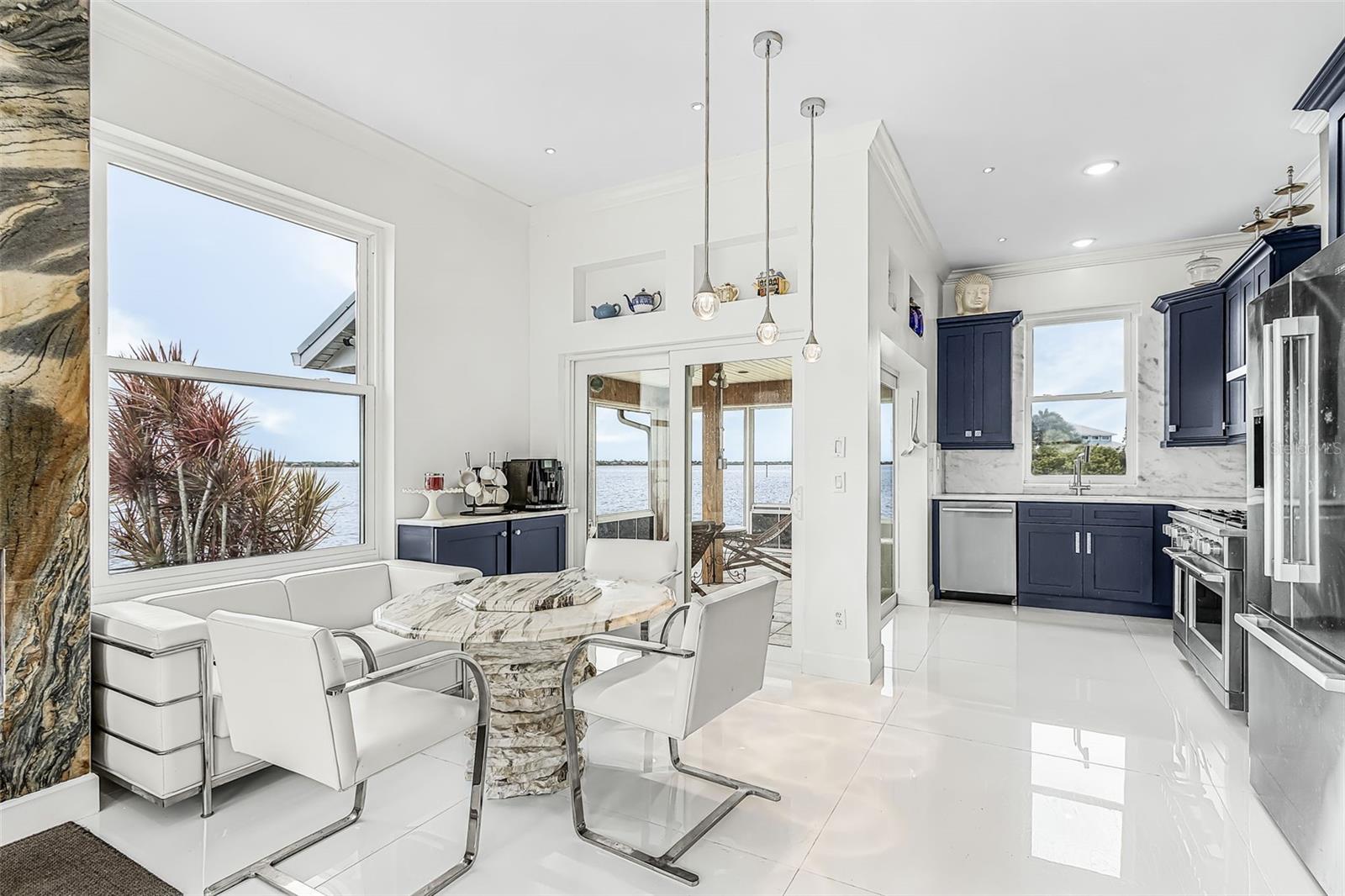 2380 Vance Ter Property Photo 8