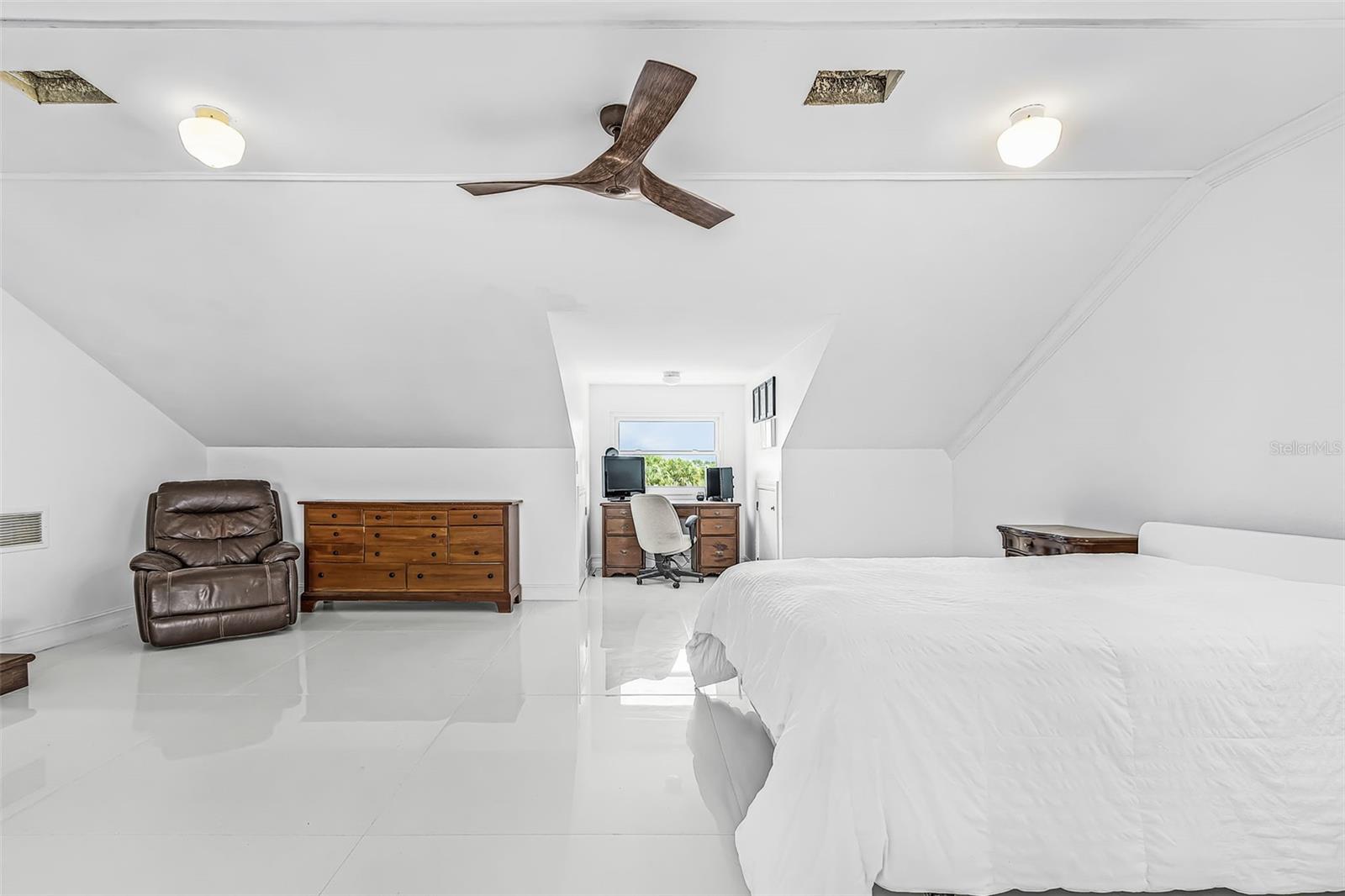 2380 Vance Ter Property Photo 20
