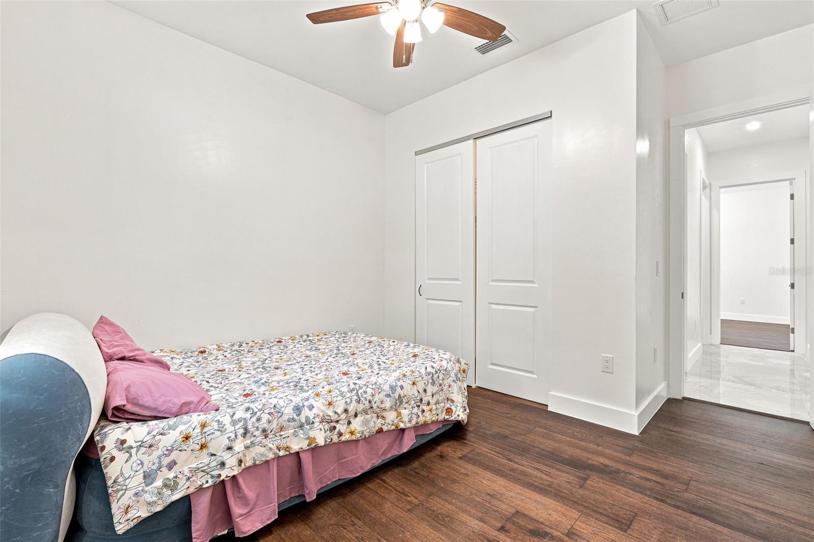 1853 Della Dr Property Photo 46