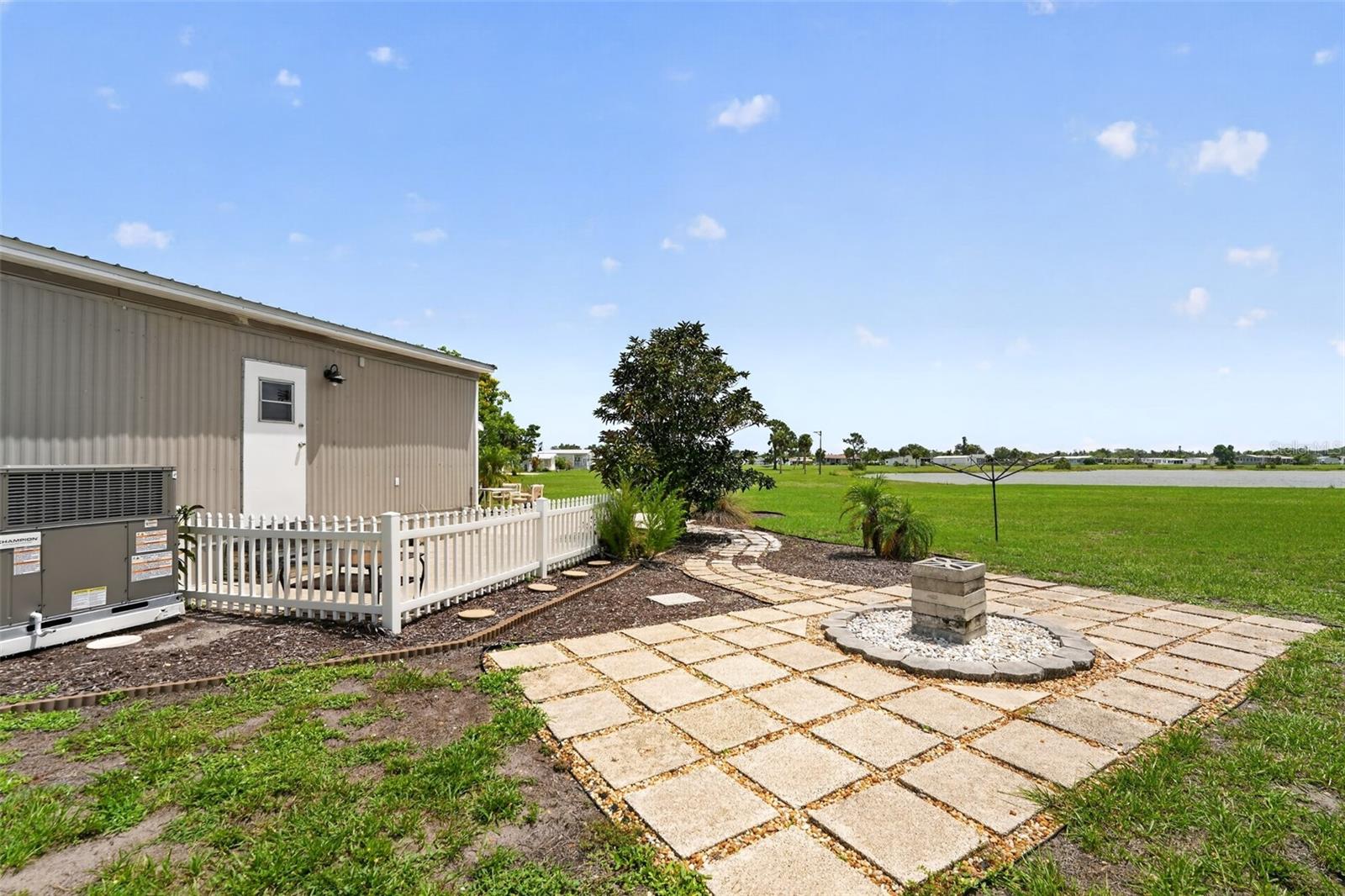 7424 Widness Ln Property Photo 12