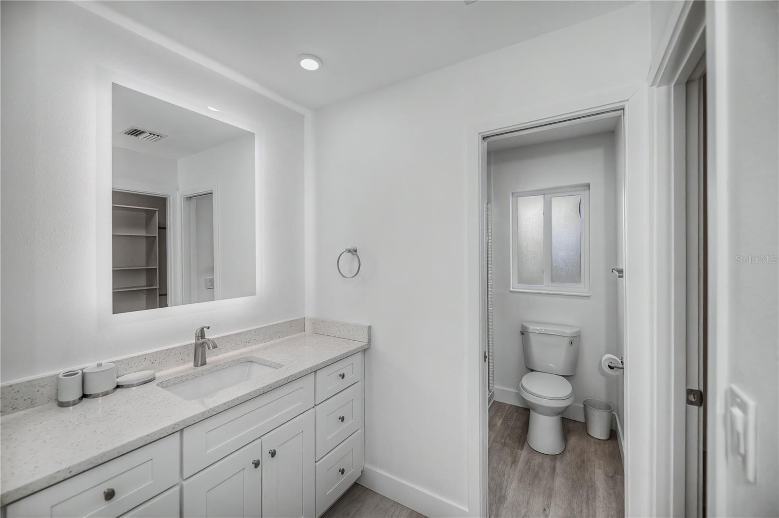 8152 Seashell St Property Photo 32