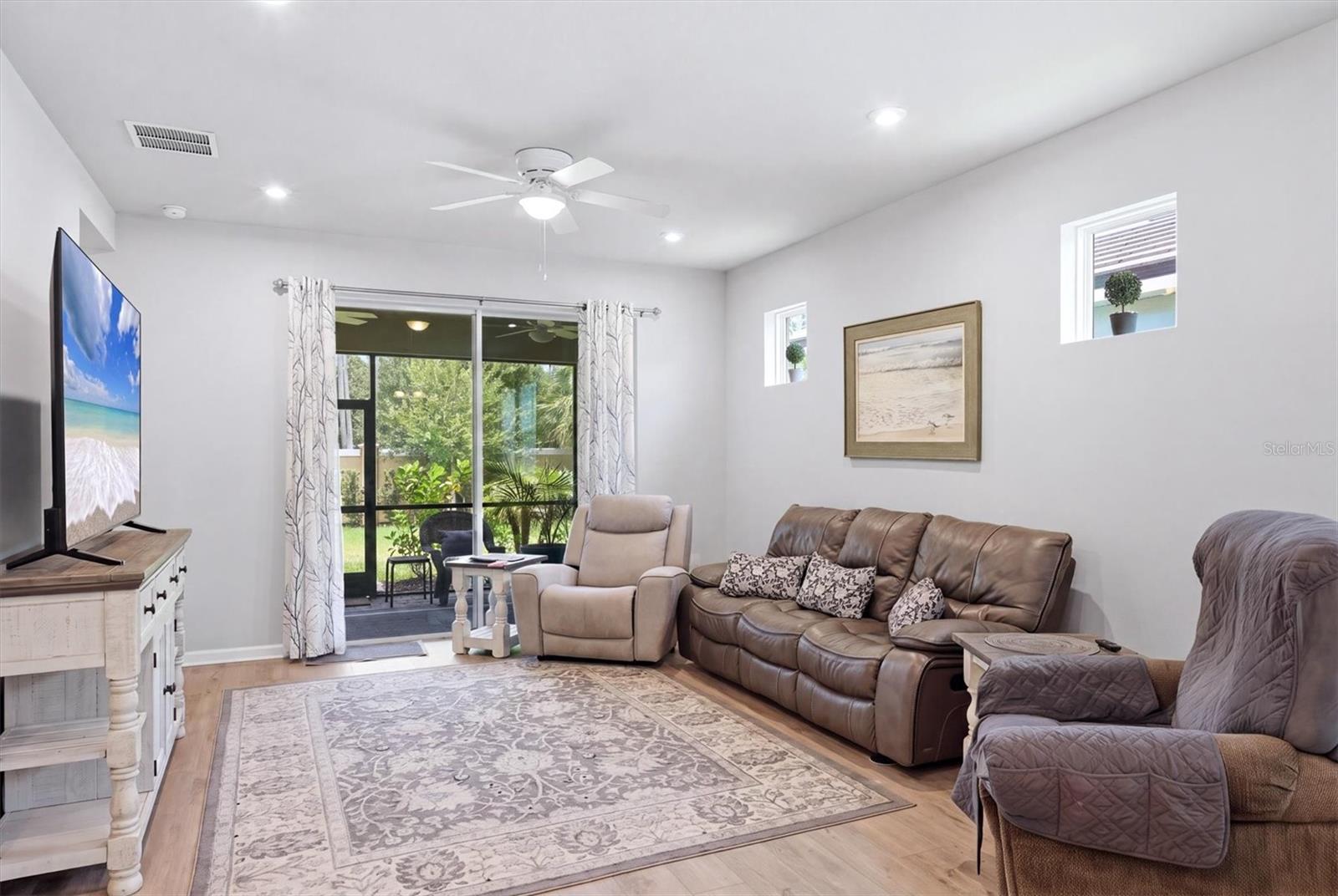 20411 Symphony Pl Property Photo 9