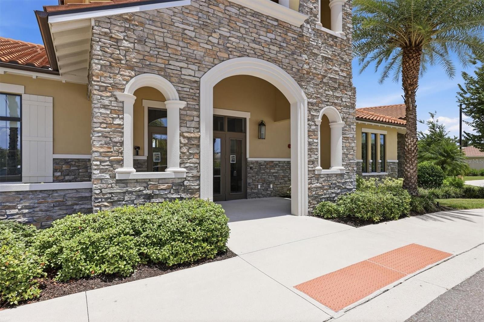 20411 Symphony Pl Property Photo 35